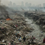 darurat sampah plastik